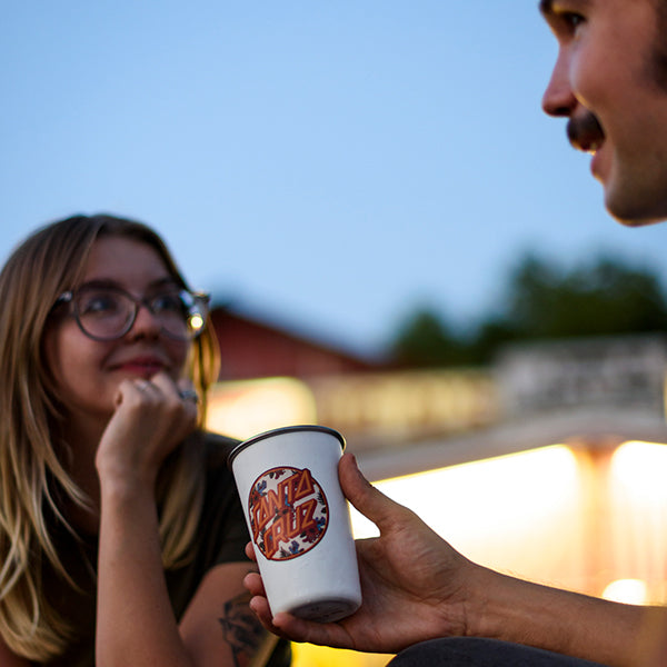 16oz-pint-cup-santa-cruz-i2 16oz_pints_santa_cruz_vacationdot_couple_square.jpg