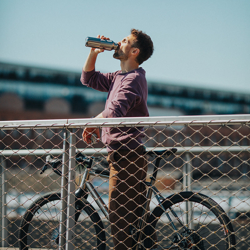 16oz-rise-reflect-with-bamboo-cap-g9 16oz_rise_reflect_man_bike_square.jpg