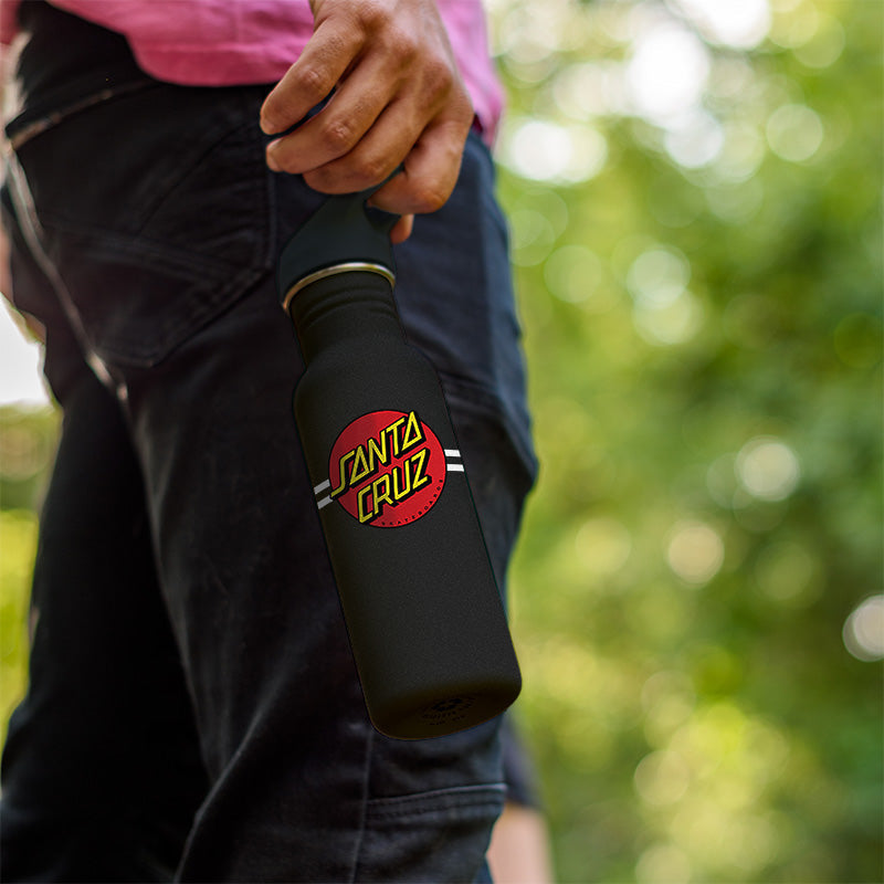 27oz-classic-with-flip-seal-sport-cap-santa-cruz-u3 27oz_classic_water_bottle_santacruz_dot_hand_square.jpg