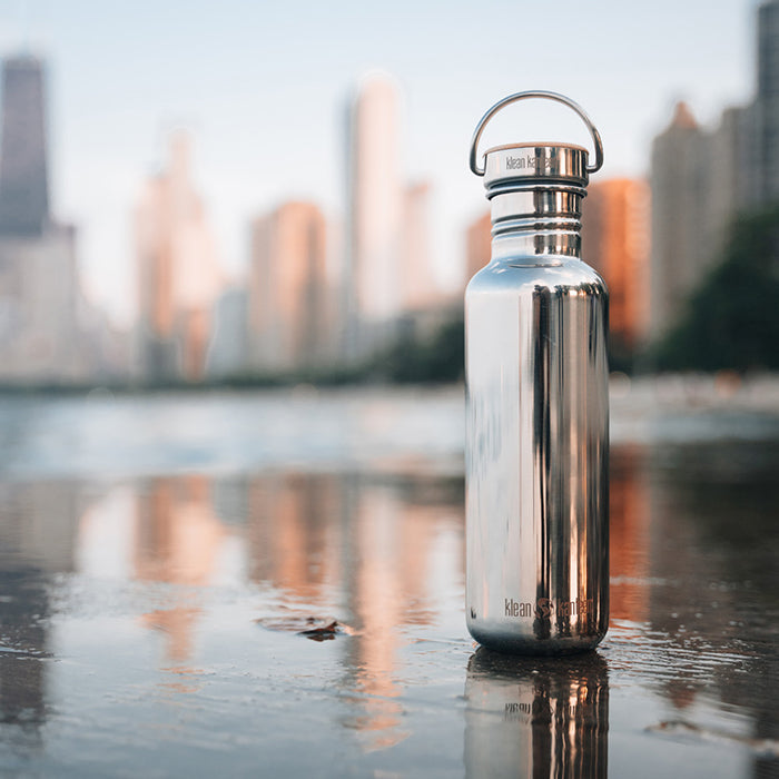 27oz-reflect-with-bamboo-cap-e7 K27SSLRF-MS-BAMBOO_reflecttion_bottle_lifestyle.jpg