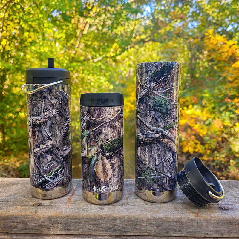 20oz-tkwide-with-cafe-cap-mossy-oak-e9 MossyOak_CountryDNA_collection_lineup_tkwide_railing_square.jpg