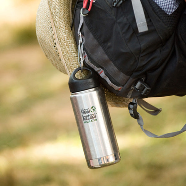steel-s-biner-3-k7 carabiner_steel_bottle_backpack_lifestyle_dd4fef2d-f5d2-4f32-ac05-c706bd6b518e.jpg