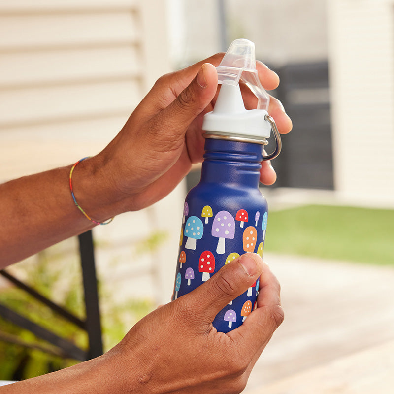 12oz-kid-s-classic-sippy-e5 kid_sippy_12oz_closeup_dustcover_square.jpg
