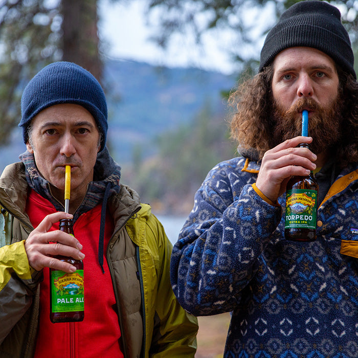 straw-4-pack-z2 recycled_steel_straws_beers_dudes_lifestyle.jpg