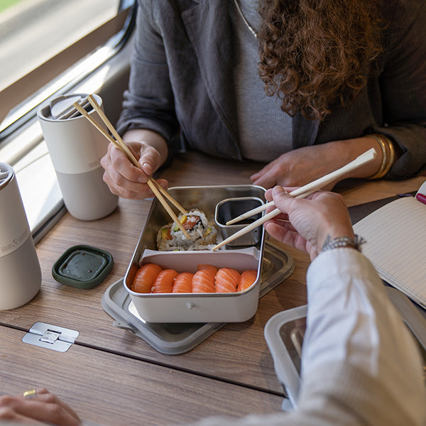 55oz-rise-food-box-big-meal-g3 rise_food_lunch_box_big_meal_tofu_sushi_share_square.jpg