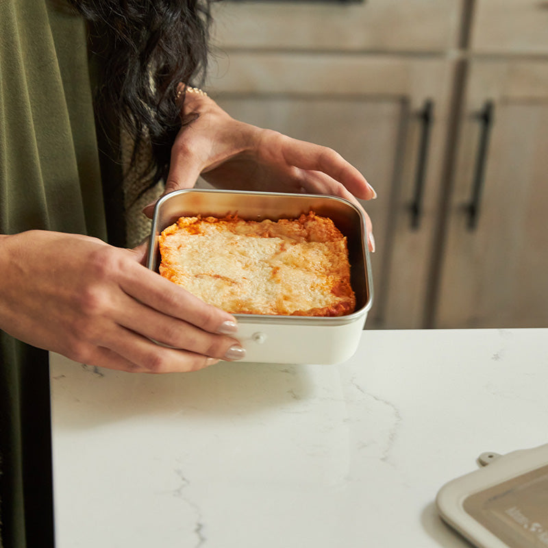23oz-rise-food-box-lunch-m9 rise_food_lunch_box_lunch_tofu_microwave_lasagna_square.jpg