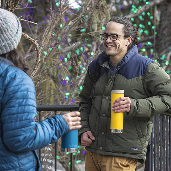 20oz-tkwide-with-cafe-cap-o9 tkwide_20oz_insulated_tumbler_cafe_winter_man_coat_yellow_square.jpg