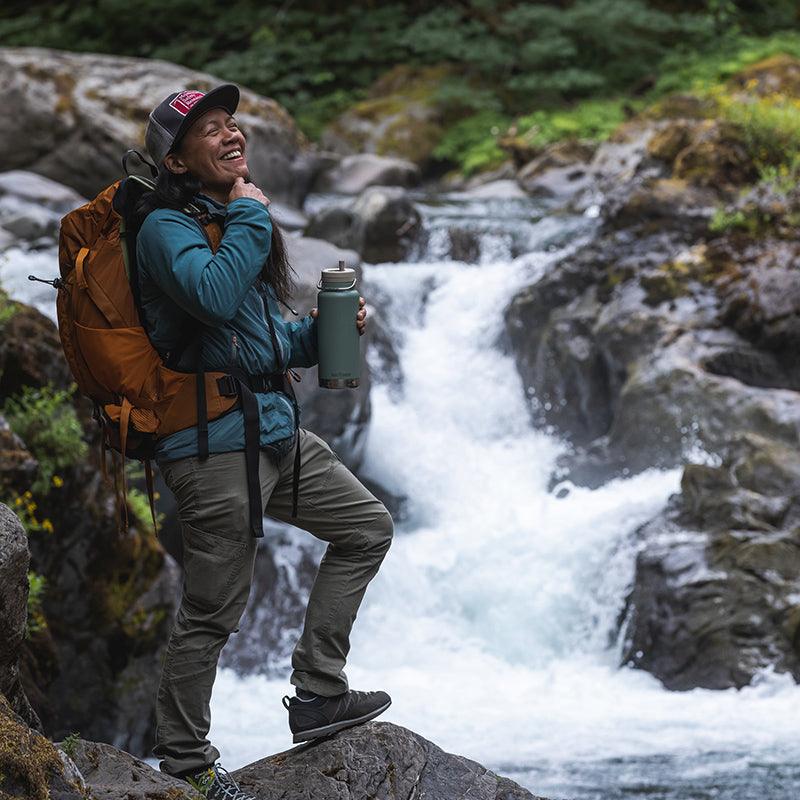 32oz-tkwide-with-twist-cap-u1 tkwide_32oz_insulated_bottle_twist_backpack_river_guy_square.jpg